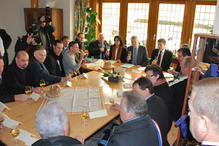 Bruno Le Maire, ministre de l’Agriculture, en réunion avec des professionnels alsaciens. © C. REIBEL